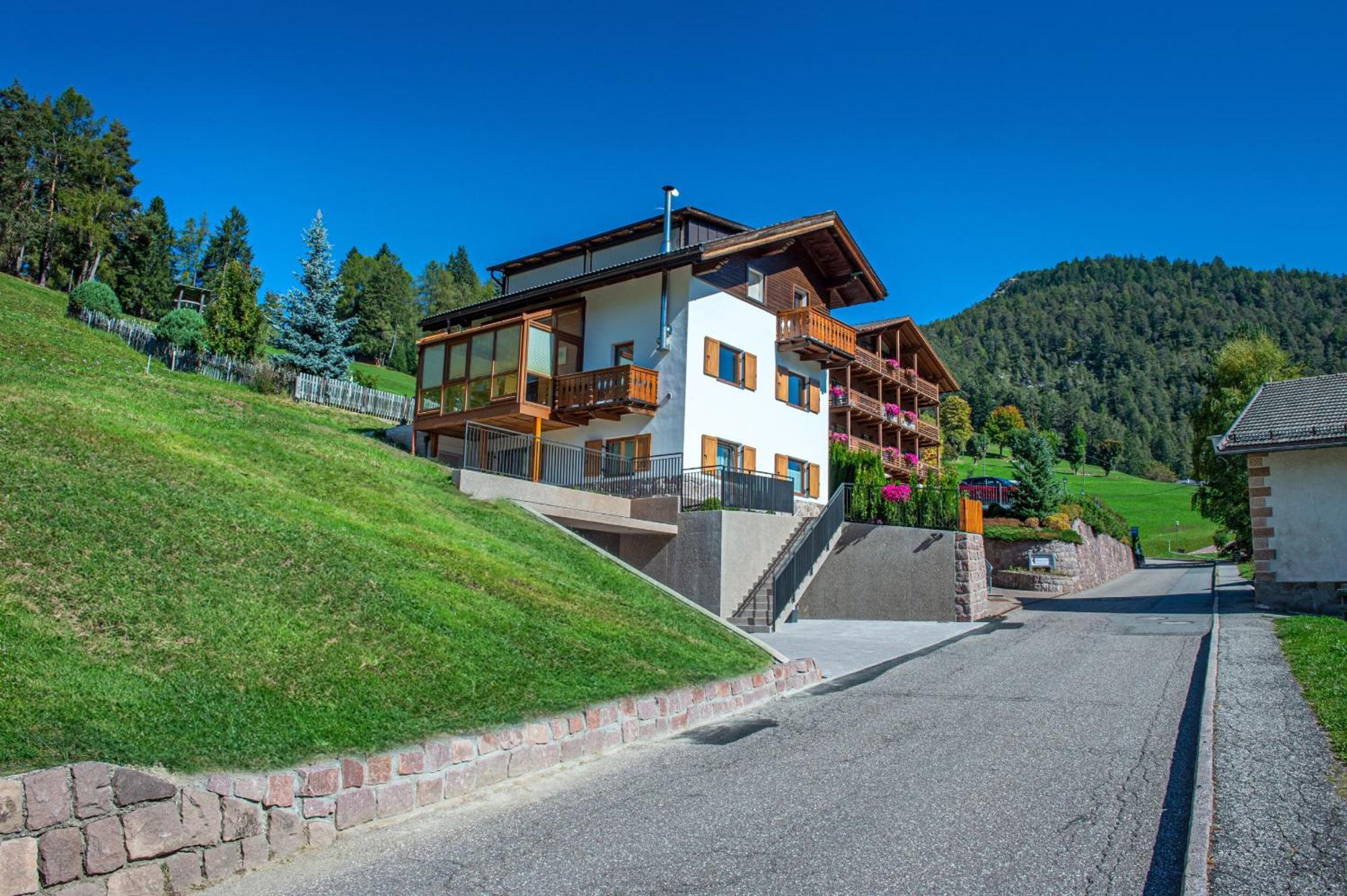 Apartment Sellablick Ortisei Exteriör bild