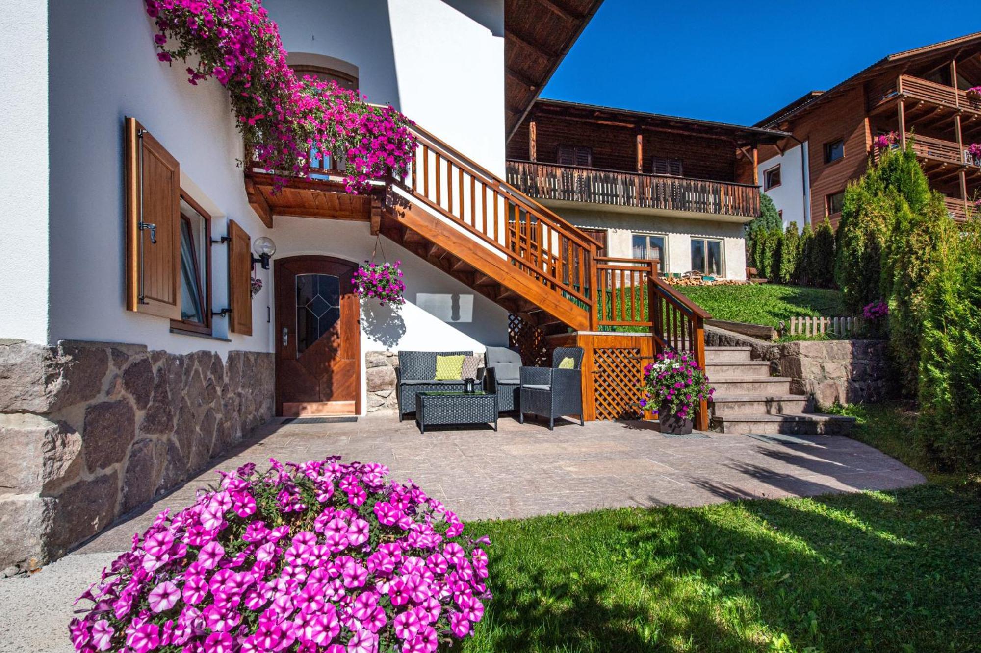 Apartment Sellablick Ortisei Exteriör bild