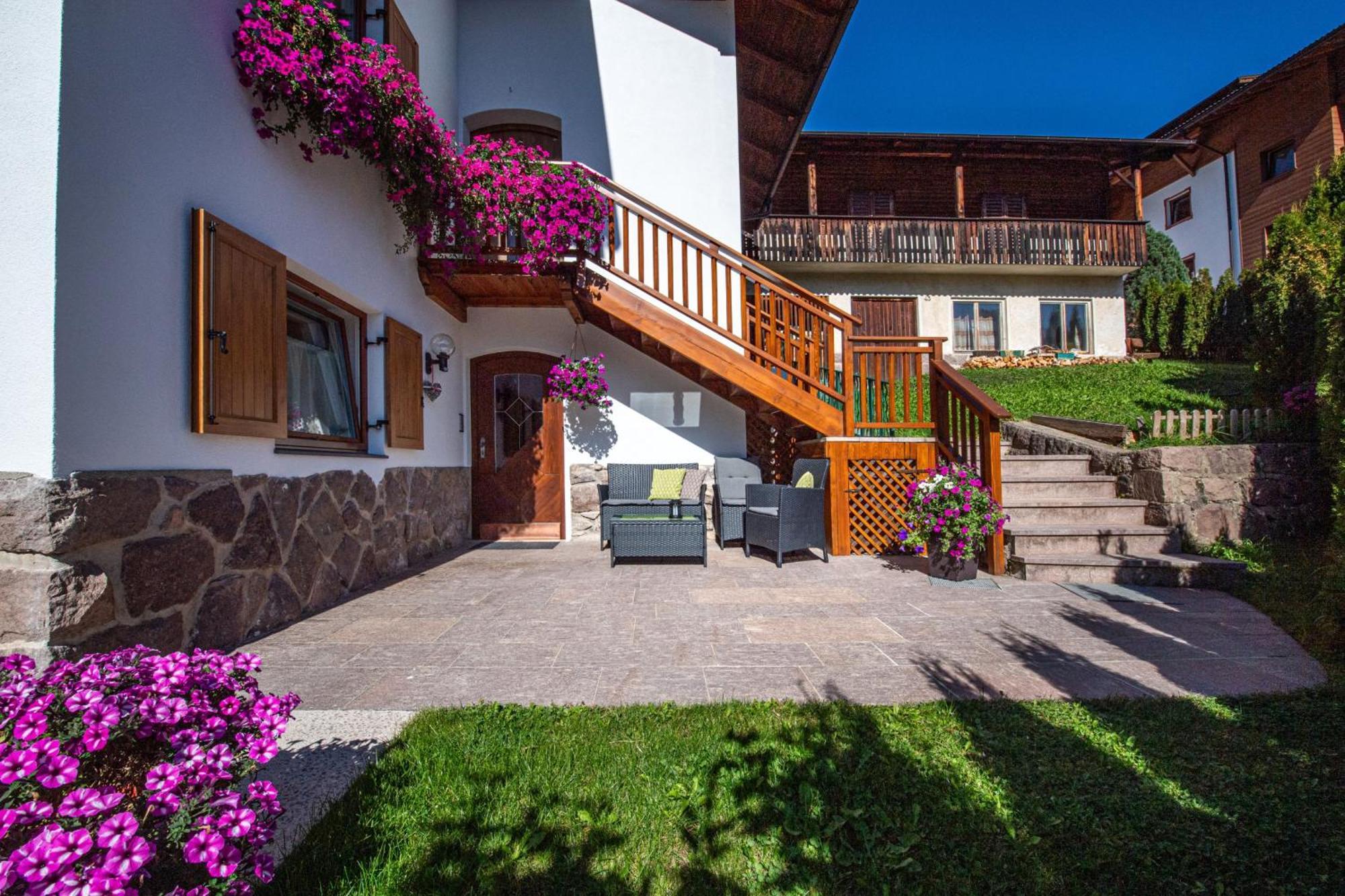 Apartment Sellablick Ortisei Exteriör bild
